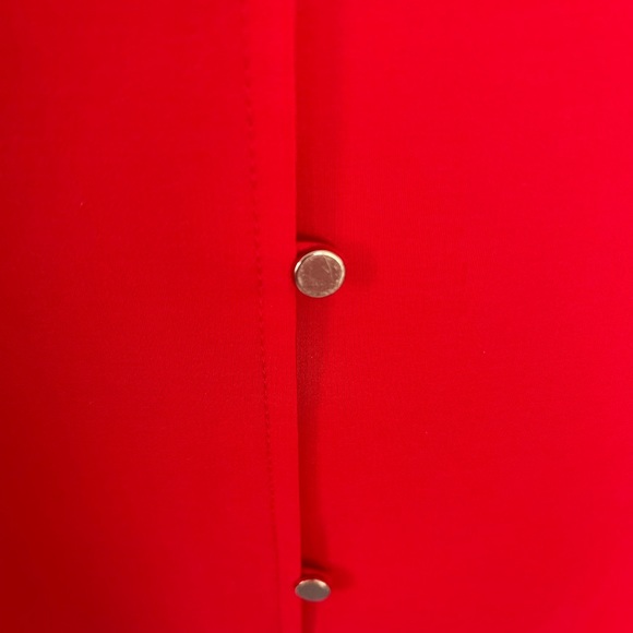 Red blouse/top - Picture 5 of 12